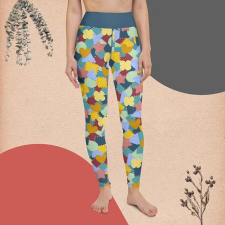 Legingiem "Lusija" ir klasisks piegriezums, lai tie nevainojami piegulētu Tavam augumam, bet paaugstinātā jostasvieta nodrošina papildus komfortu.  Jostasvietas lejasdaļā legingiem ir iestrādādāta neliela kabatiņa