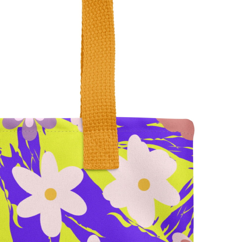 Taša ir izgatavota no izturīga un kvalitatīva poliestera auduma, tā spēj izturēt līdz pat 20 kg svaru! Tu noteikti novērtēsi arī kokvilnas rokturus, kurus ir patīkami turēt rokās.