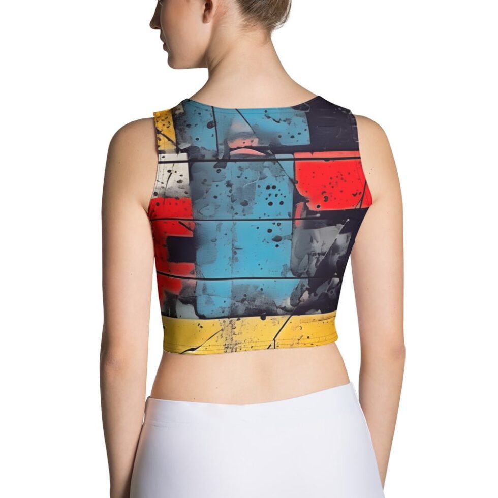 Īsais sieviešu tops ar apdruku “Charlie”