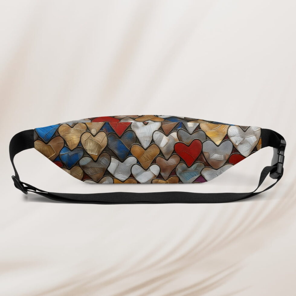 Jostassomiņa ar krāsainu sirsniņu dizainu, aizmugurējā daļa