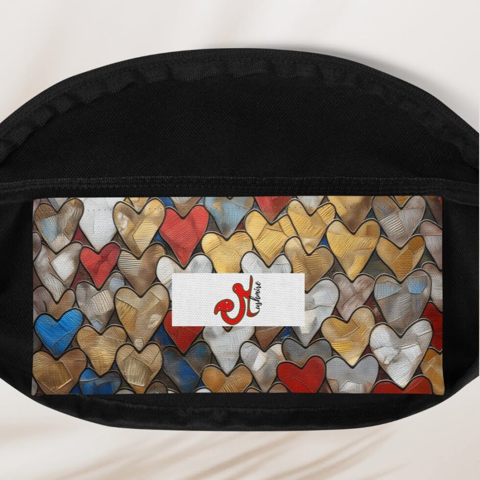 Jostassomiņas Janita iekškabata ar Mushmire logo