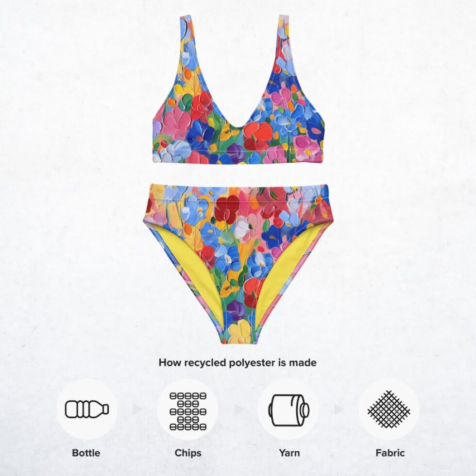 Divdaļīgs bikini peldkostīms “Ulla” ar košu ziedu apdruku. Klasisks piegriezums.Informācija par pārstrādātā poliestera izcelsmi.