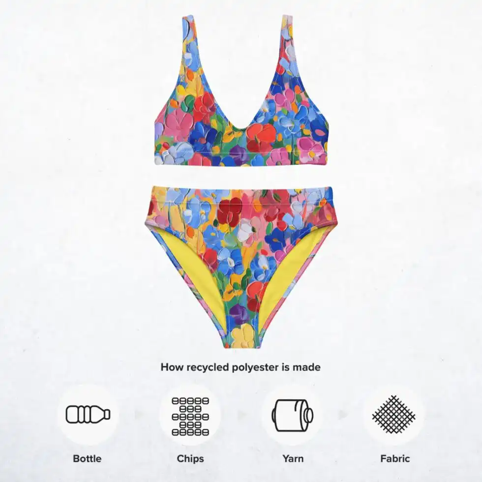 Divdaļīgs bikini peldkostīms “Ulla” ar košu ziedu apdruku. Klasisks piegriezums.Informācija par pārstrādātā poliestera izcelsmi.