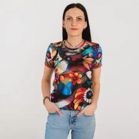 Sieviešu T-krekls ar ziedu dizainu “Marta”